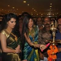 Archana, Poonam Kaur Inaugurate CMR Shopping Mall - Gallery | Picture 91418